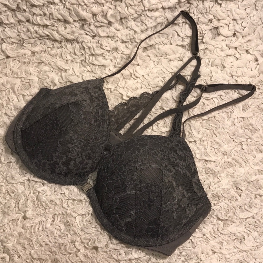 Gray lace Gilly Hicks push-up bra